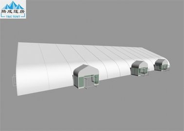 30x60M سبائك الألومنيوم عالية القوة خيام سقف أبيض مقاومة الأشعة فوق البنفسجية ، خارج خيمة مكيفة الهواء